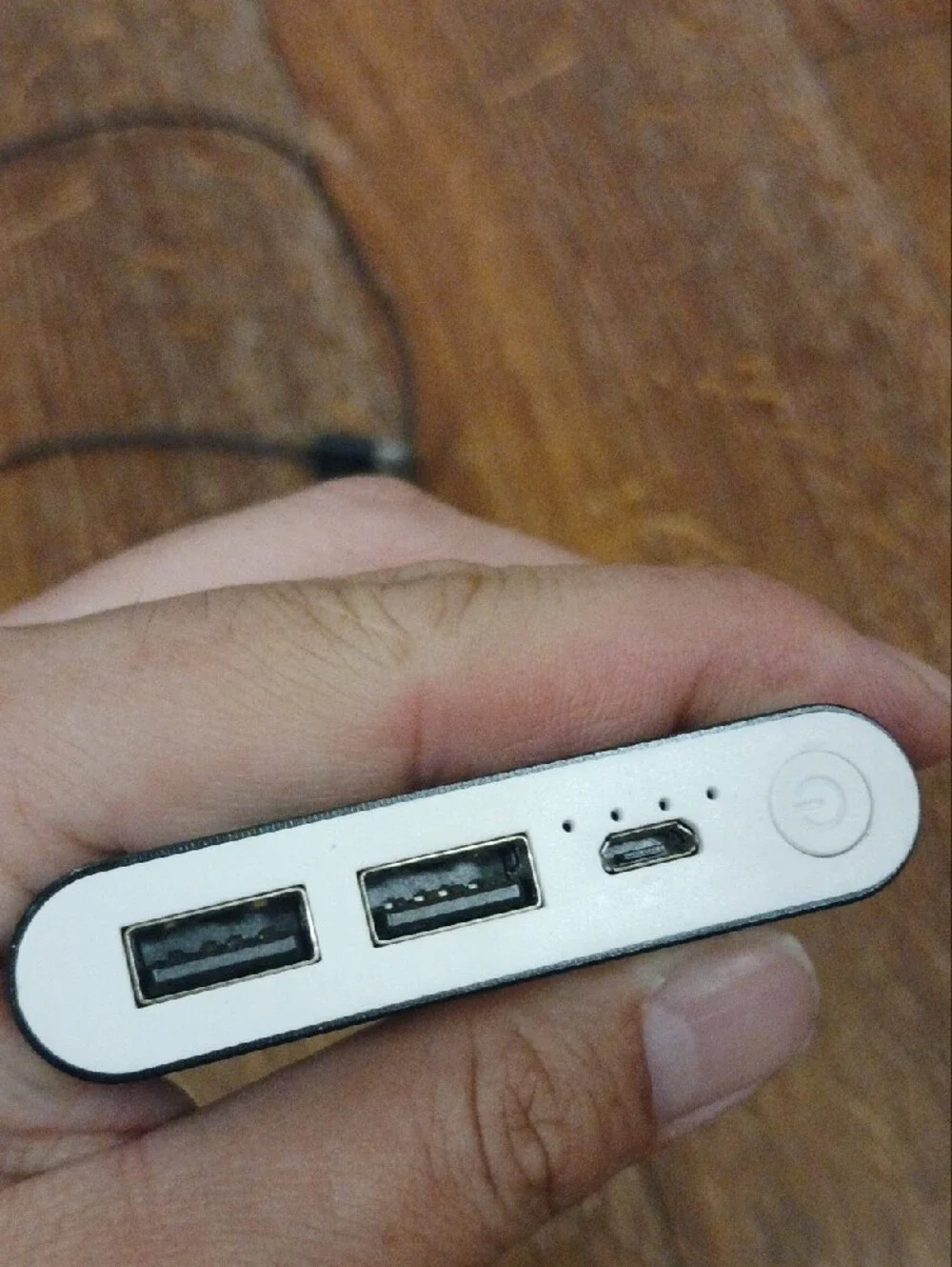 Tripadvisor Black Portable Charger Power Bank with USB Cable